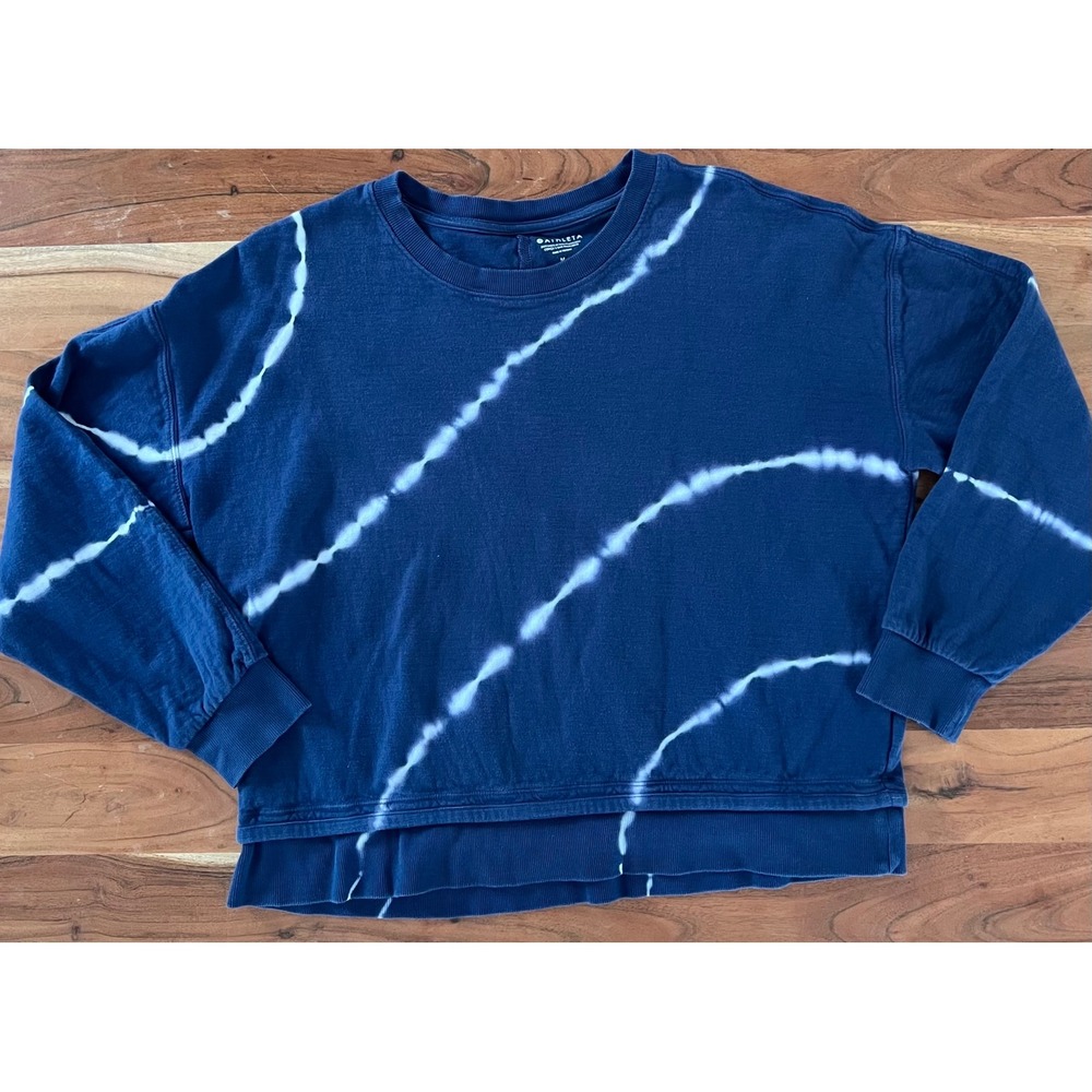 Athleta Sundown Sweatshirt 2.0 Navy Blue Tie Dye Wave Layer Hem Pullover Medium